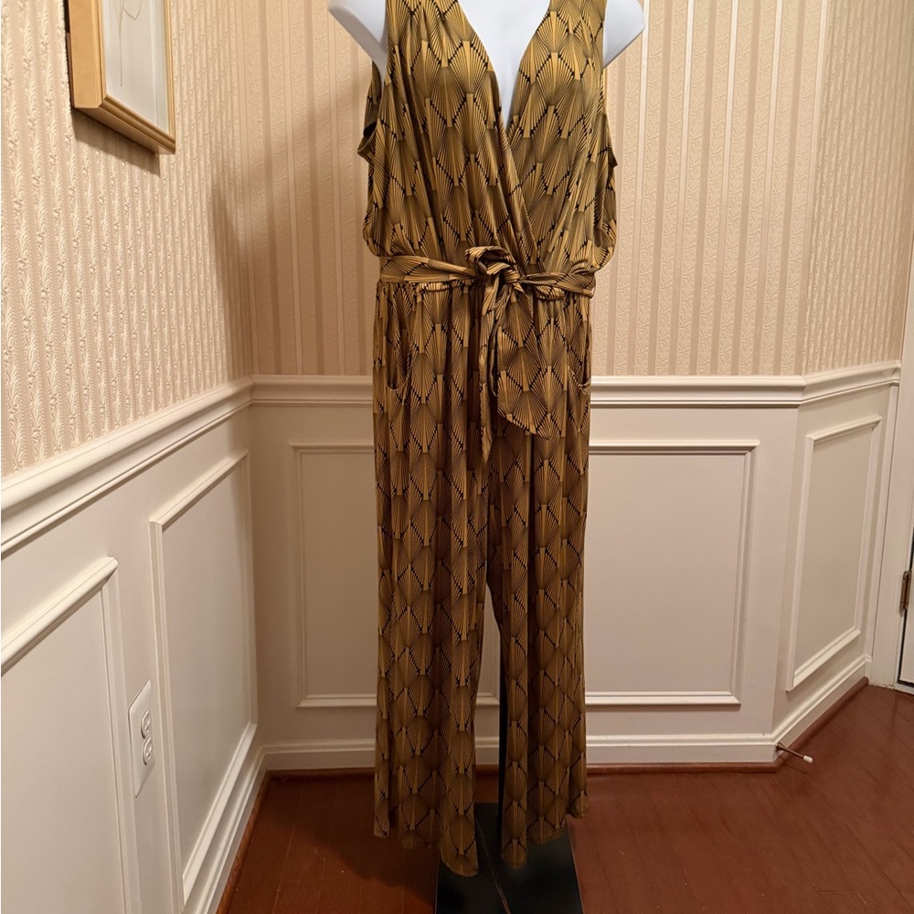 Sleeveless Mustard Geometric Jumpsuit